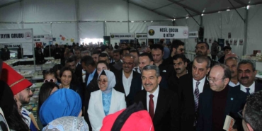 idil-kitap-fuari-ve-kultur-soleni-basladi-vvsKU8Ct.jpg