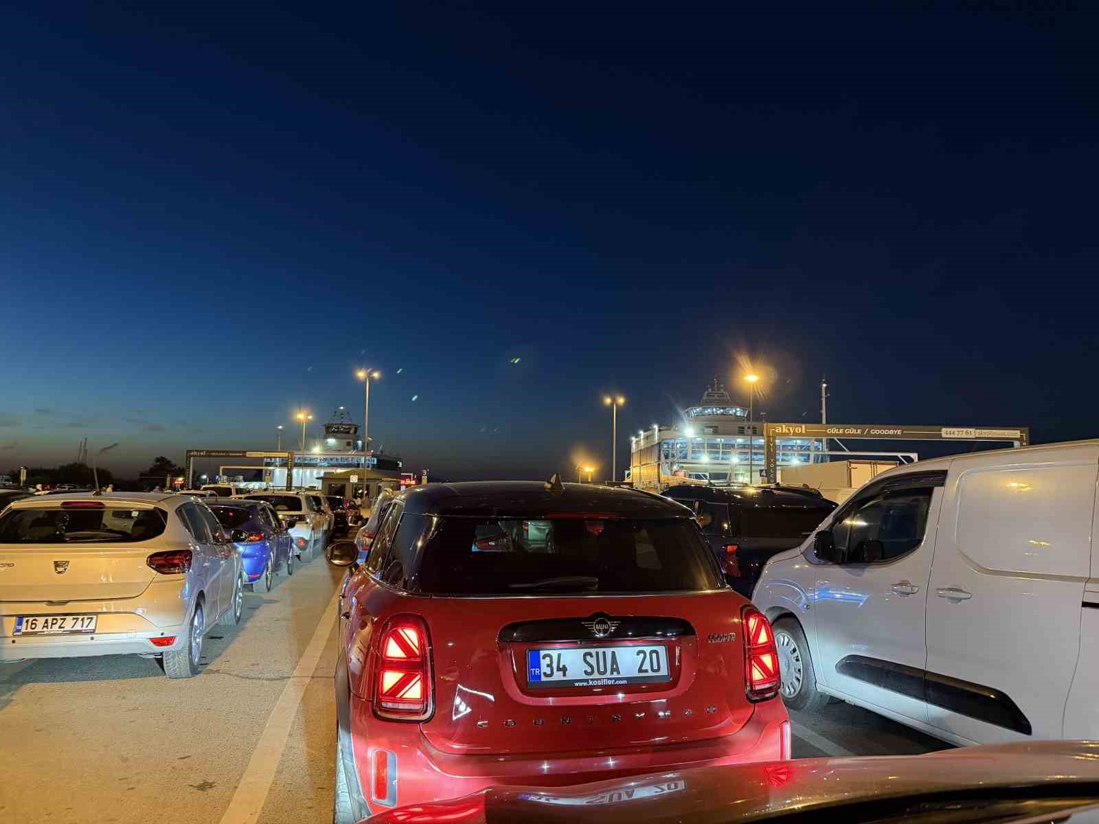 İDO’nun Yalova-Pendik seferleri tehirli yapıldı 4 idonun yalova pendik seferleri tehirli yapildi 0 1uDefuw4