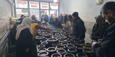 iftar-sofralarinin-vaz-gecilmez-lezzeti-8-saatte-pisiyor-davul-sesini-duyan-firinlara-kosuyor-VCtDWGDN.jpg