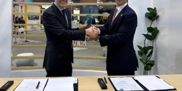 iga-istanbul-havalimanina-avustralyali-kardes-XM4KYwwj.jpg