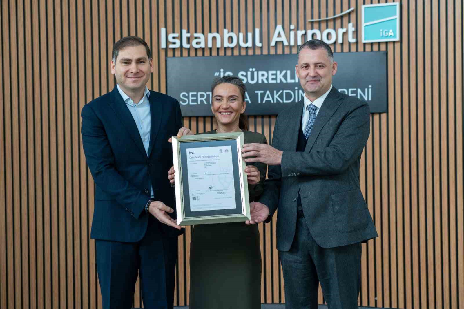 İGA İstanbul Havalimanı’na "ISO 22301 İş Sürekliliği Yönetim Sistemi Sertifikası" verildi 4 iga istanbul havalimanina iso 22301 is surekliligi yonetim sistemi sertifikasi verildi 0 3hNWA87C