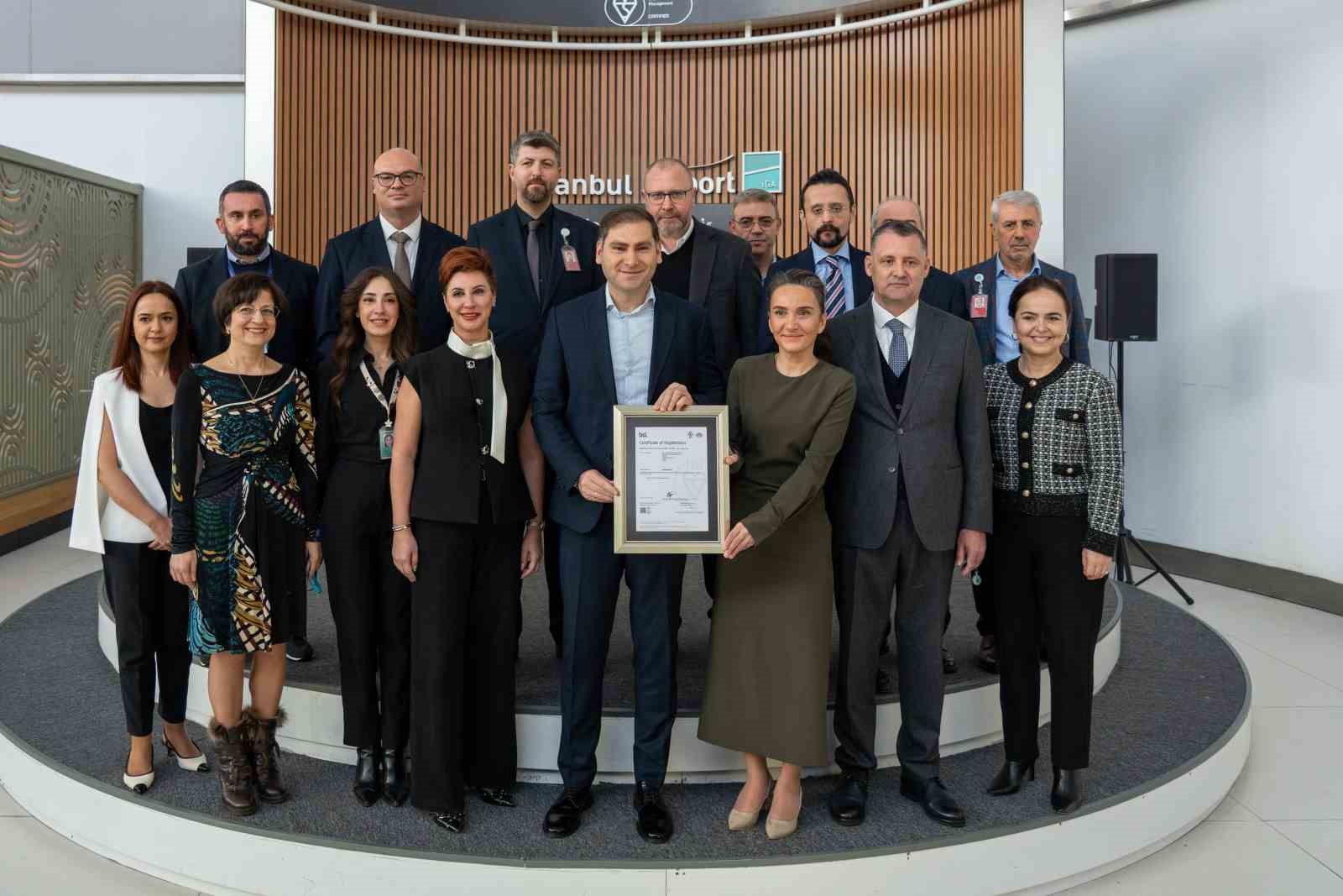 İGA İstanbul Havalimanı’na "ISO 22301 İş Sürekliliği Yönetim Sistemi Sertifikası" verildi 5 iga istanbul havalimanina iso 22301 is surekliligi yonetim sistemi sertifikasi verildi 1 A9IAGrtd