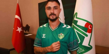 igdir-fk-dino-hotic-ve-soner-gonulu-kadrosuna-katti-FAMrAHRf.jpg