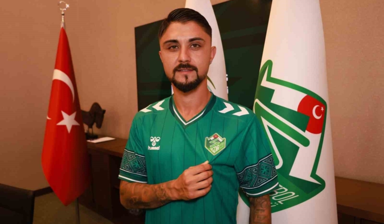 igdir-fk-dino-hotic-ve-soner-gonulu-kadrosuna-katti-FAMrAHRf.jpg