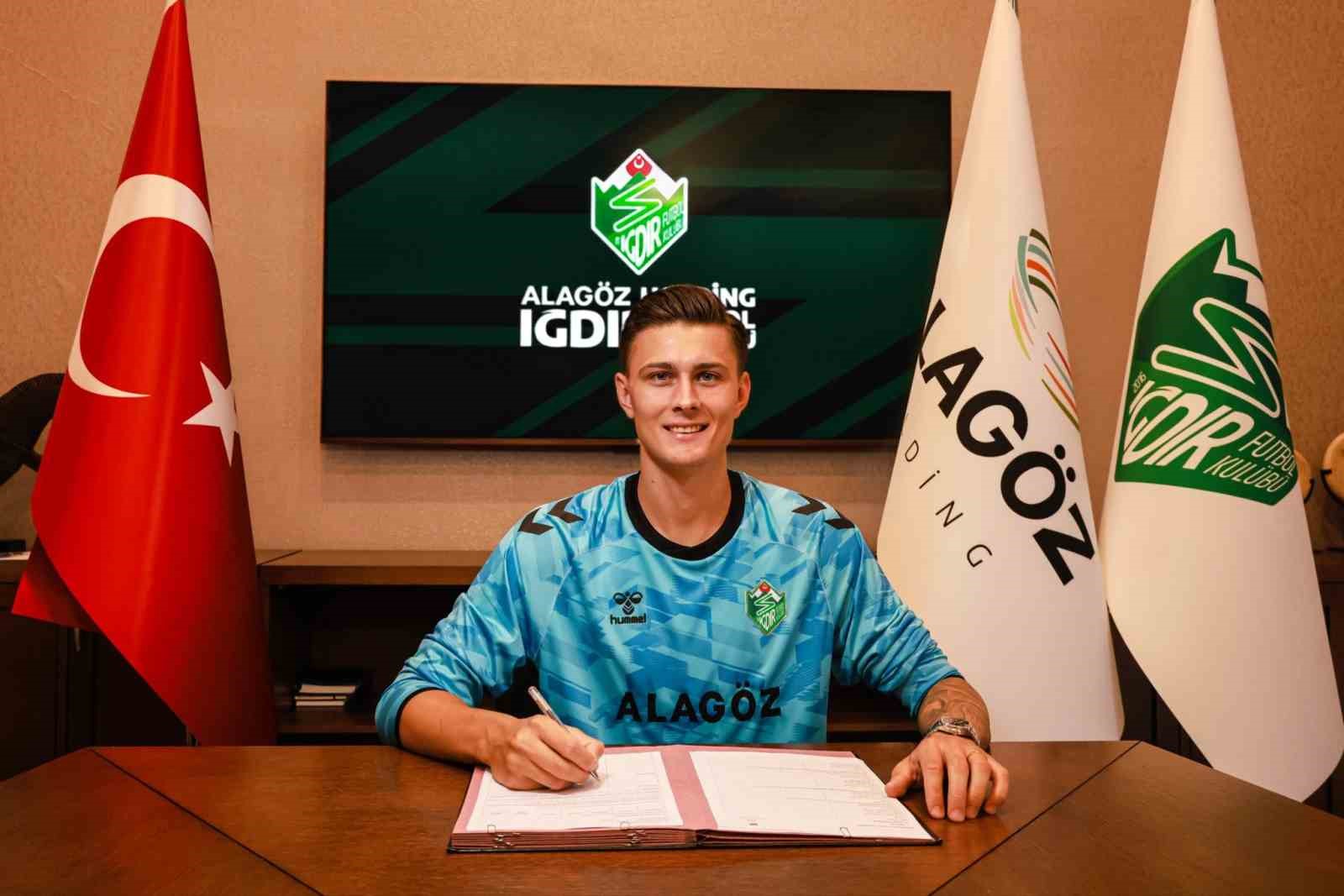 Iğdır FK, kaleci Eren Karataş’ı kadrosuna kattı 4 igdir fk kaleci eren karatasi kadrosuna katti 0 IsFR1UbB