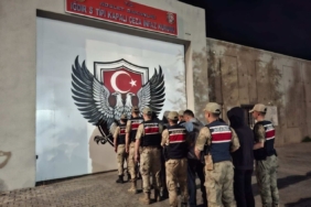 Masaj salonlarında fuhuş yaptırılan 26 kadın kurtarıldı, 7 kişi tutuklandı 1 thumbnail
