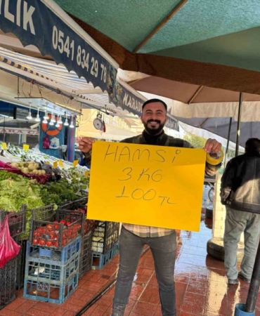 igdirda-3-kilogrami-100-lira-olan-hamsiye-vatandaslardan-yogun-ilgi-1ut57QC1.jpg