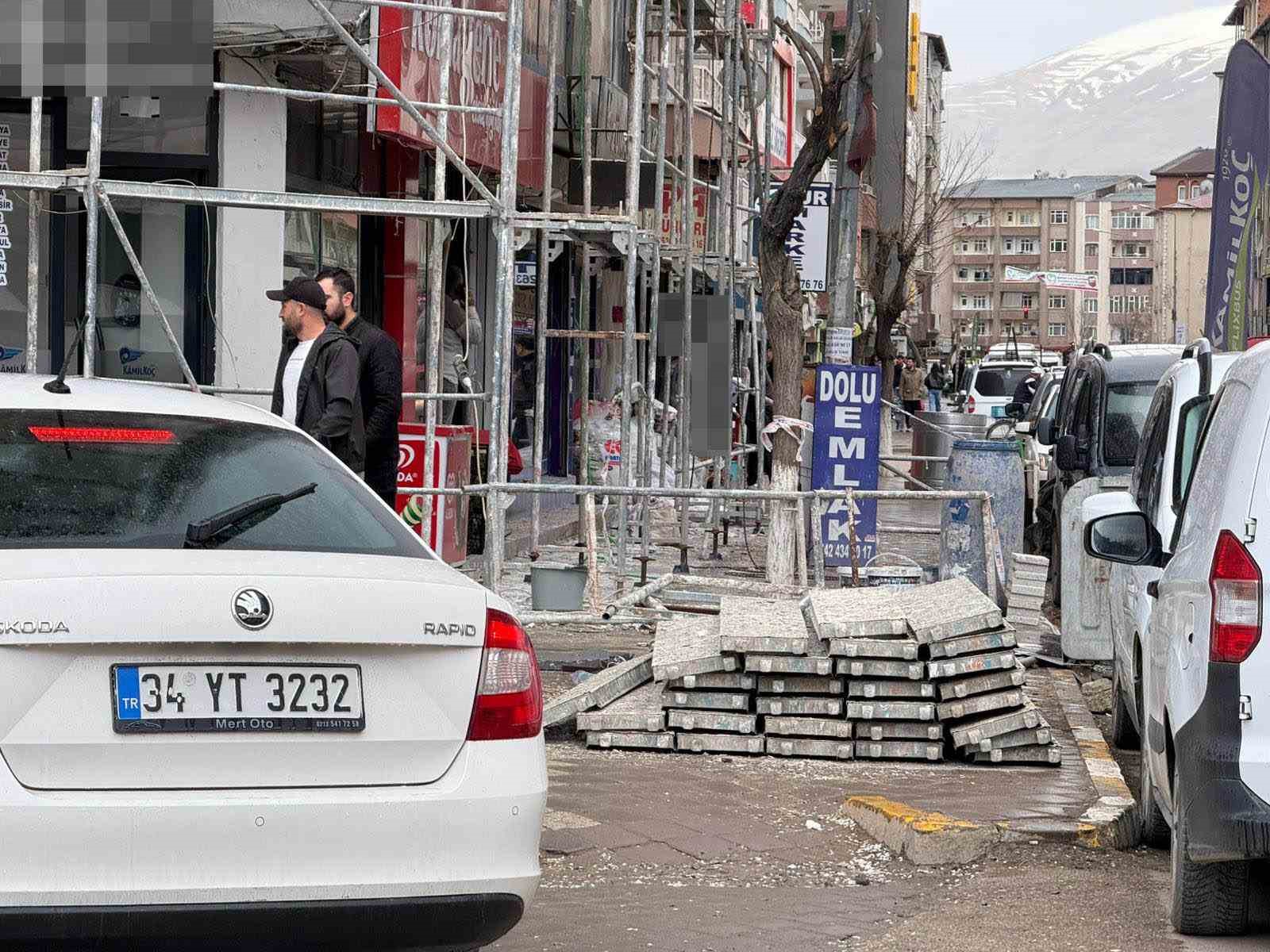 igdirda binadaki dis cephe calismasinda guvenlik ihmali 1 6nhSwA6A