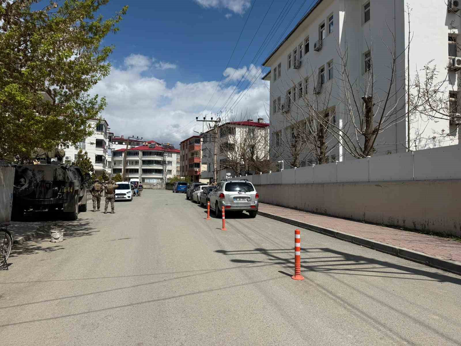 Iğdır’da kavgada gözaltına alınan 21 şüpheli adliyeye sevk edildi 6 igdirda kavgada gozaltina alinan 21 supheli adliyeye sevk edildi 2 tlXnafsI