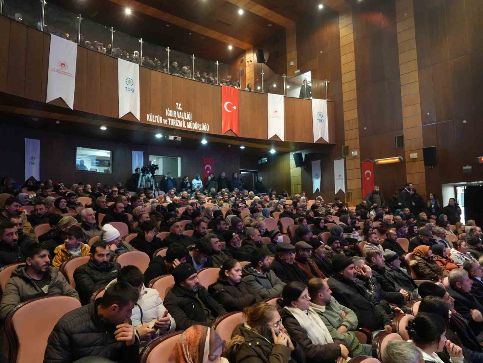 igdirda yuzyilin konut projesi kapsaminda bin 200 konutun hak sahipleri belirlendi 2 3EOXQ4CJ