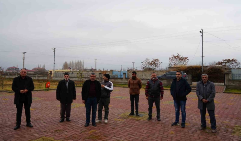 igdirlilardan-dogugaza-tepki-mahalle-ikiye-bolundu-hava-kirliliginden-disari-cikamiyoruz-exmnCKBe.jpg