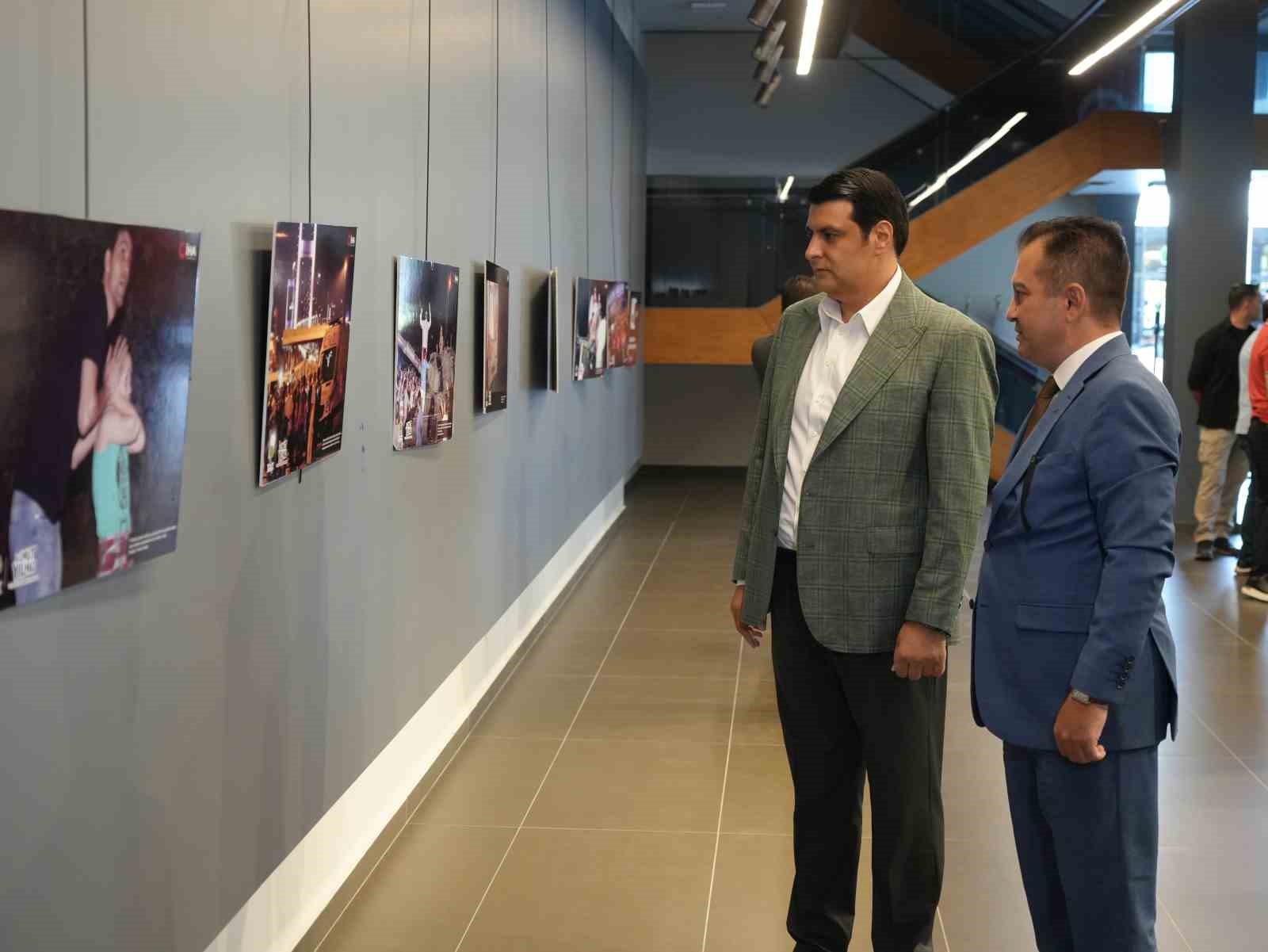İHA’nın 15 Temmuz sergisini gezen Başkan Yılmaz: "O gün İHA da en az Türk milleti gibi cesurca hareket etti" 6 ihanin 15 temmuz sergisini gezen baskan yilmaz o gun iha da en az turk