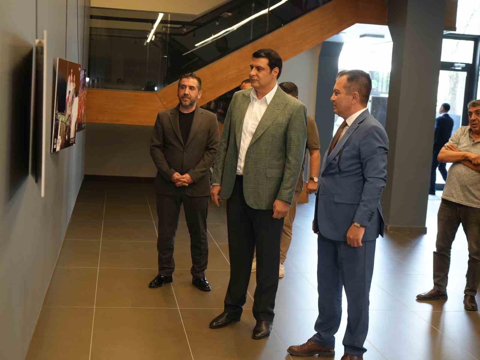 İHA’nın 15 Temmuz sergisini gezen Başkan Yılmaz: "O gün İHA da en az Türk milleti gibi cesurca hareket etti" 4 ihanin 15 temmuz sergisini gezen baskan yilmaz o gun iha da en az turk V3uEC47E