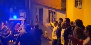 ihbara-giden-polis-ekiplerine-davullu-zurnali-halay-surprizi-FJHctOkt.jpg