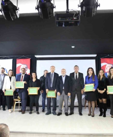 ihlas-ambalaja-yesil-ekonomi-odulu-ALTcMlrC.jpg