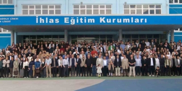 ihlas-koleji-30-yil-mezunlar-bulusmasinda-buyuk-aile-ve-guclu-ekosistem-vurgusu-lLckDSet.jpg