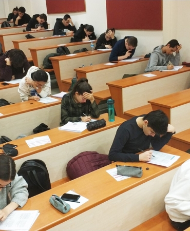 ihlas-kolejinden-bursluluk-sinavina-giren-her-ogrenciye-ucretsiz-rehberlik-hizmeti-yYNe7QdL.jpg