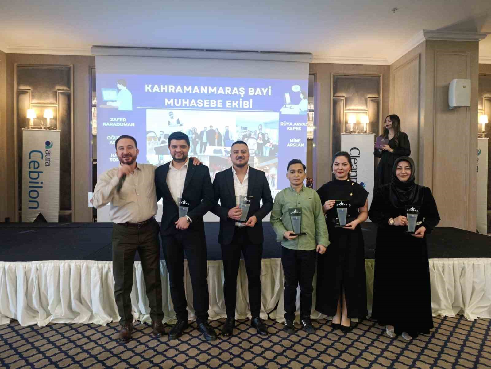 İhlas Pazarlama Kahramanmaraş’ta yeni hizmet binasını açtı, başarılı çalışanlara plaket verildi 6 ihlas pazarlama kahramanmarasta yeni hizmet binasini acti basarili calisanlara plaket verildi 2 MyBaanmV