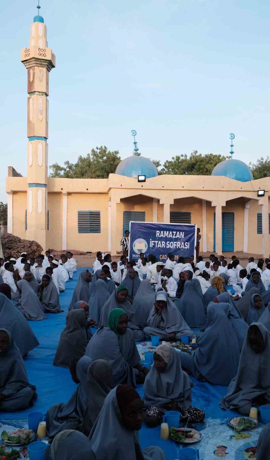 ihlas vakfi ramazan ayinda yurt ici ve yurt disi yardim faaliyetlerini surduruyor 13 mjyzy2pT