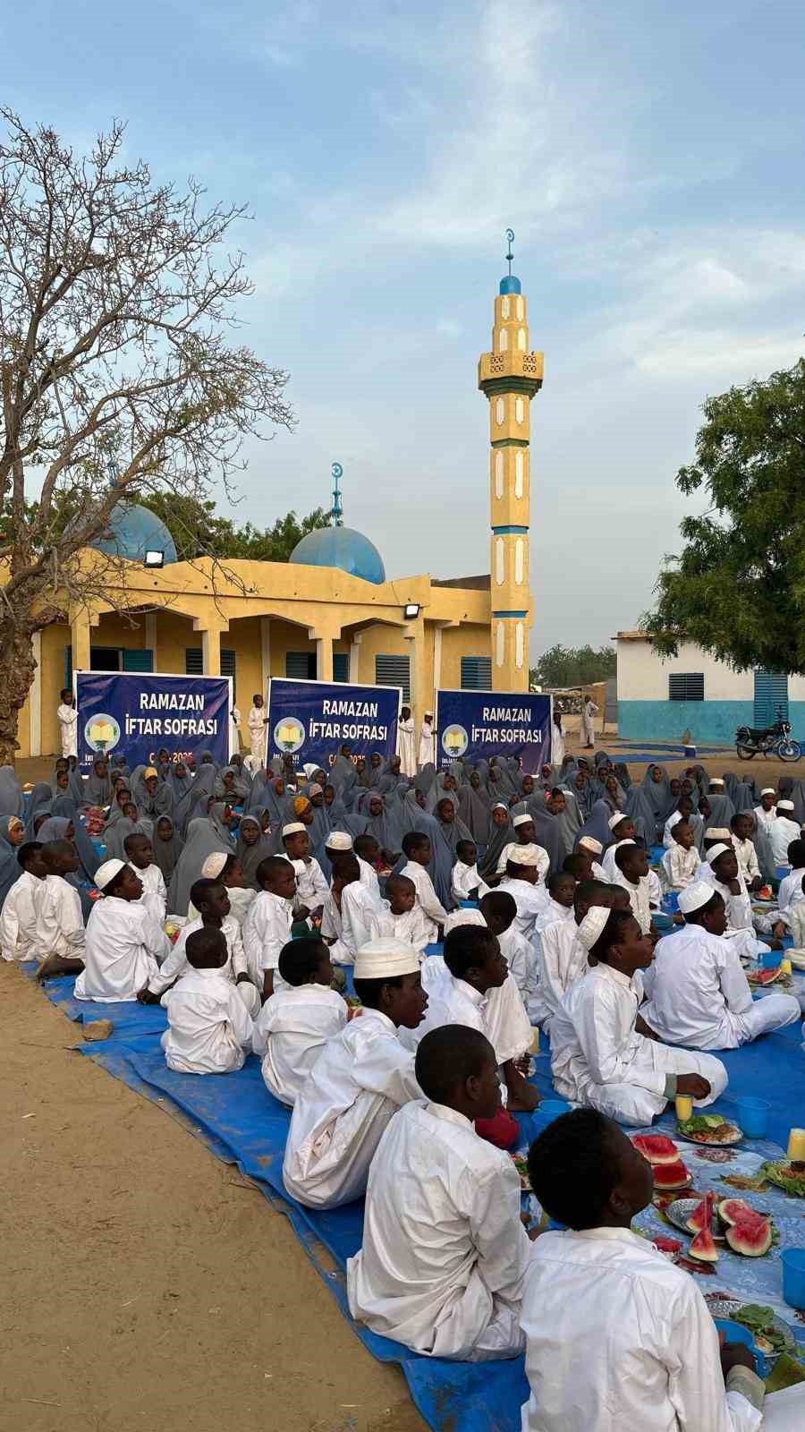 ihlas vakfi ramazan ayinda yurt ici ve yurt disi yardim faaliyetlerini surduruyor 15 2PqmL2mL
