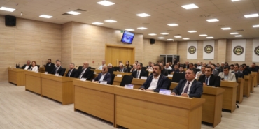 ihracat-genel-muduru-yalcinkaya-dogrudan-ihracatin-kapilari-acilirsa-diyarbakirin-ihracat-rakami-1-milyar-dolara-gK8eISkg.jpg