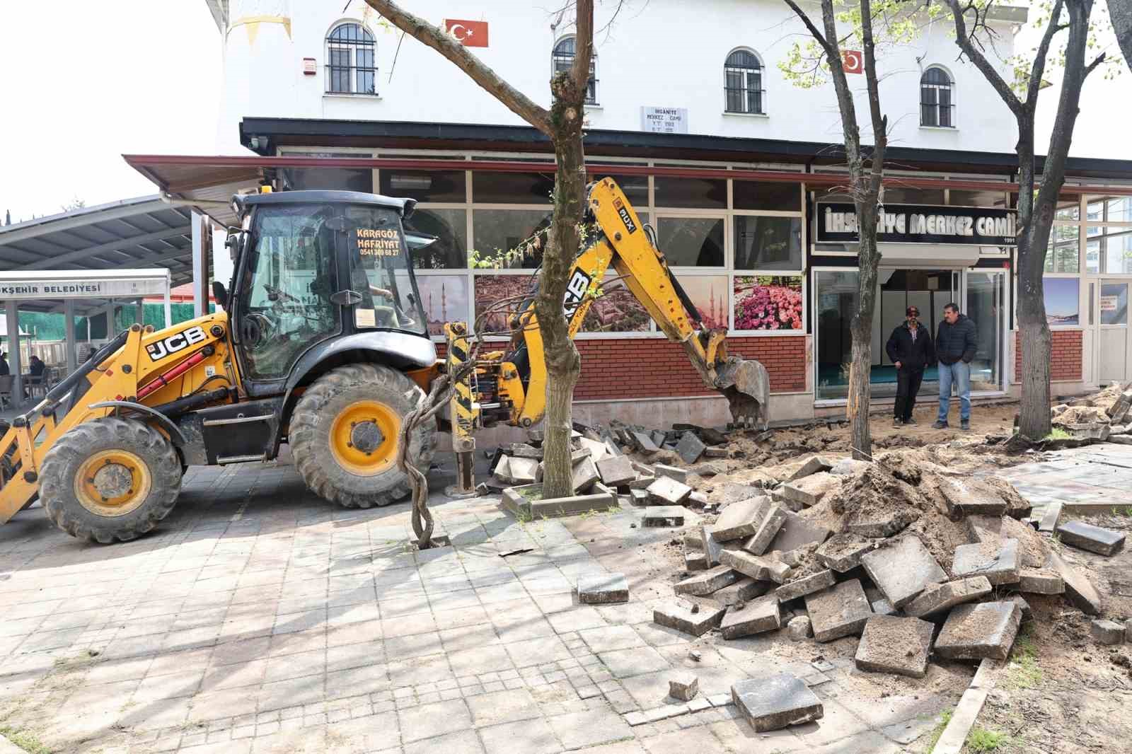 ihsaniye eski koy meydani modern bir gorunume kavusuyor 0 F8SUwVMP