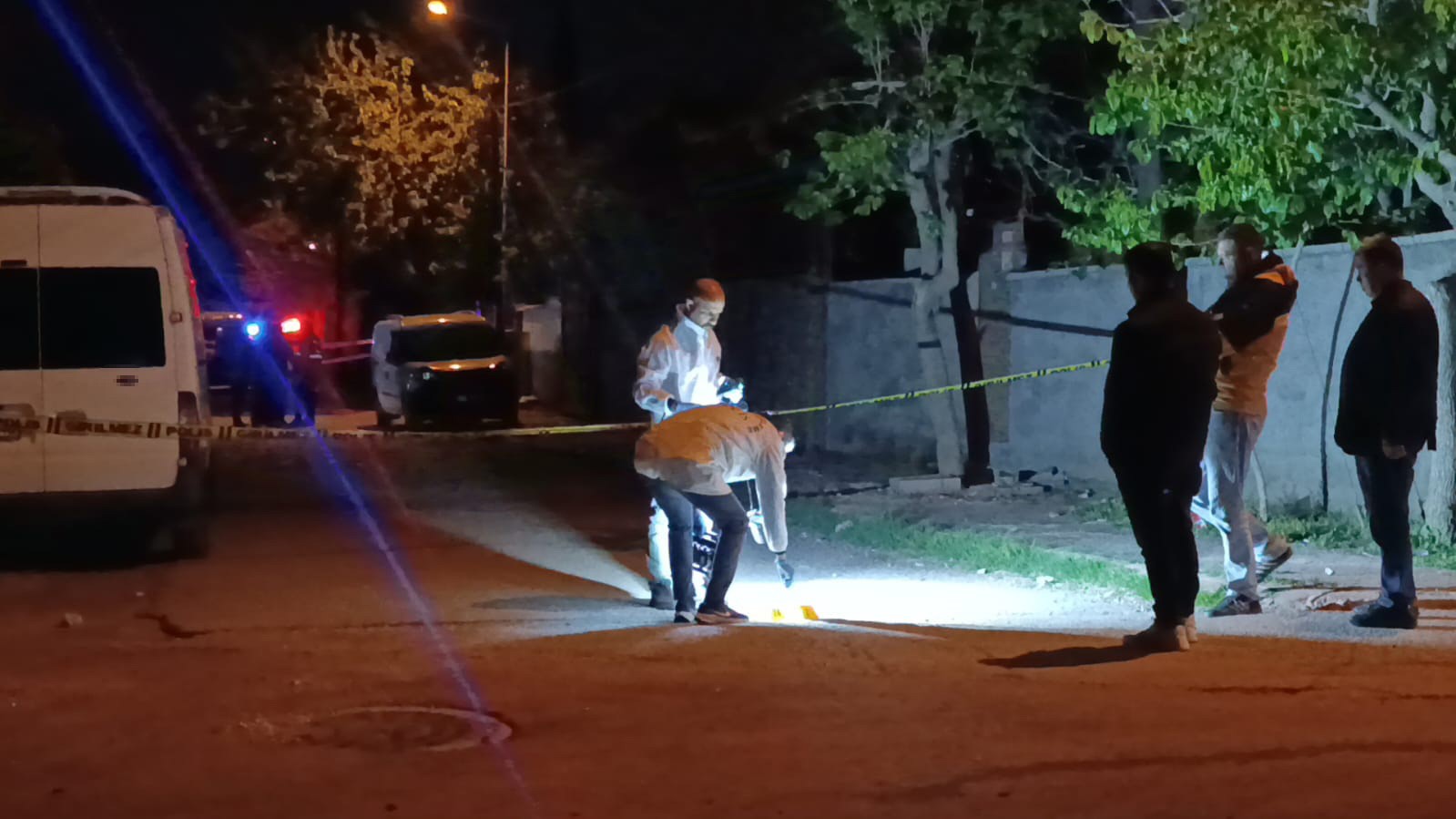 İki aile arasında silahlı kavga: 6 yaralı 6 iki aile arasinda silahli kavga 6 yarali 2 qIDNLL9c