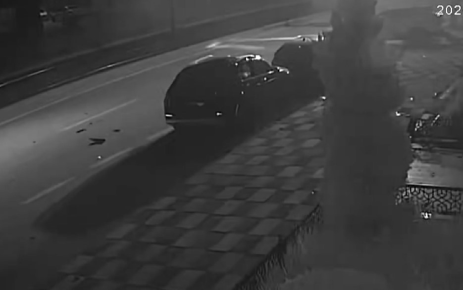 İki aracın yarış iddiası feci kazayla son buldu: 1 kişi yaralandı, 3 araç hasar gördü 5 iki aracin yaris iddiasi feci kazayla son buldu 1 kisi yaralandi 3 arac hasar tX3QFFqe