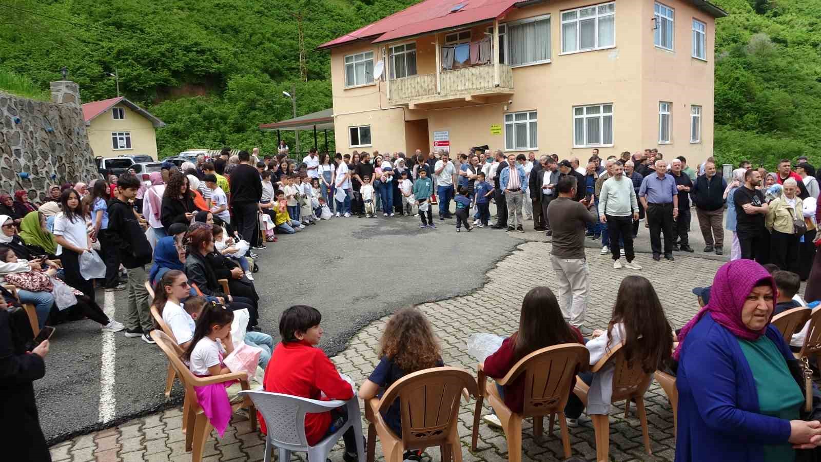 iki asirlik gelenek cocuklarin bayram sevincine donusuyor 5 99MHztR9