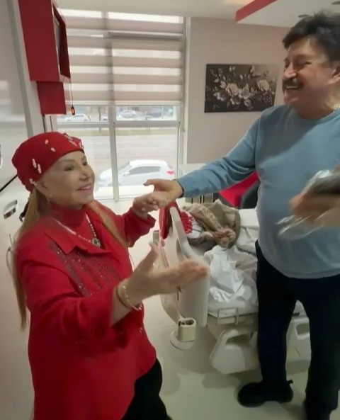 iki efsane yillar sonra karsilasti o anlari turku soyleyerek taclandirdi 1 MZZf58lm