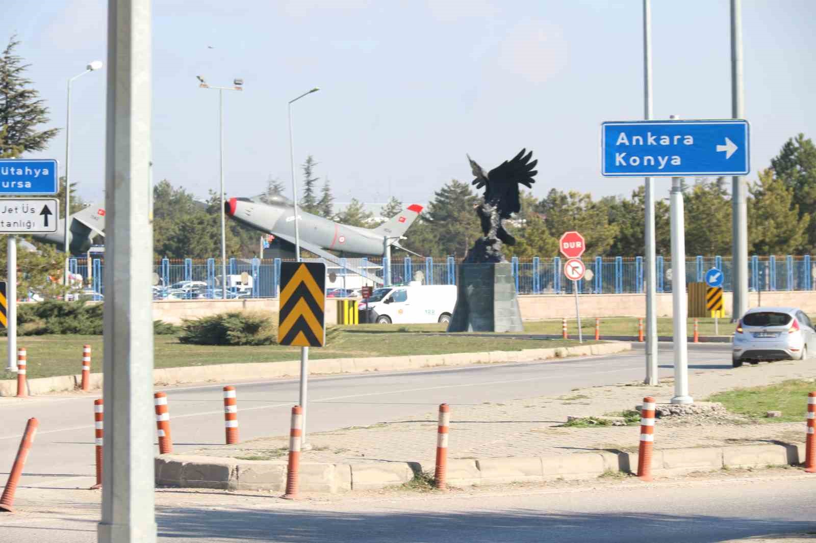 iki hava sehidi ucakla eskisehire getirildi 6 iqupylLC