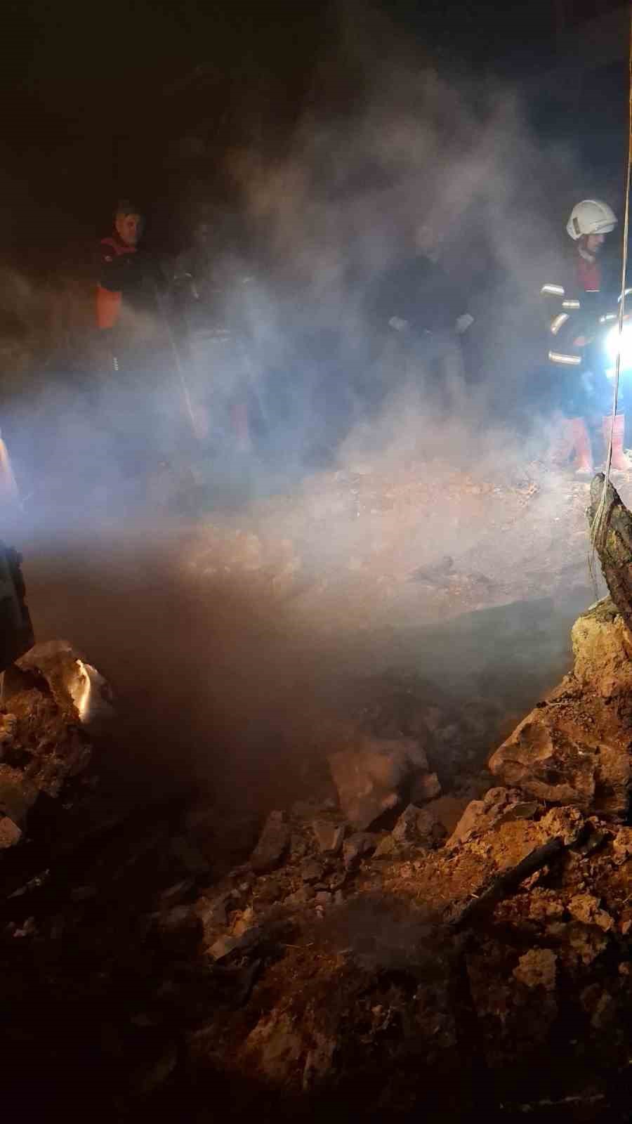iki katli mustakil ev kule dondu gorme engelli bir kisi hayatini kaybetti 1 4JLaCkZQ