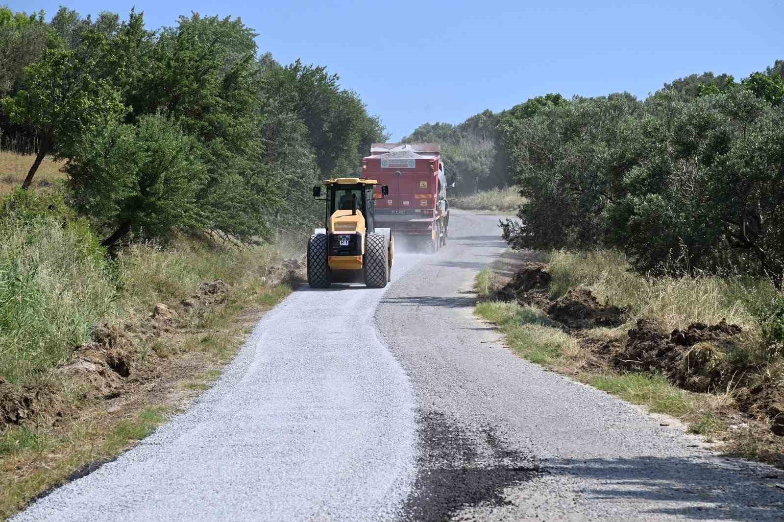 İki köy birbirine asfalt yolla bağlanıyor 4 iki koy birbirine asfalt yolla baglaniyor 0 4rc4dkPy