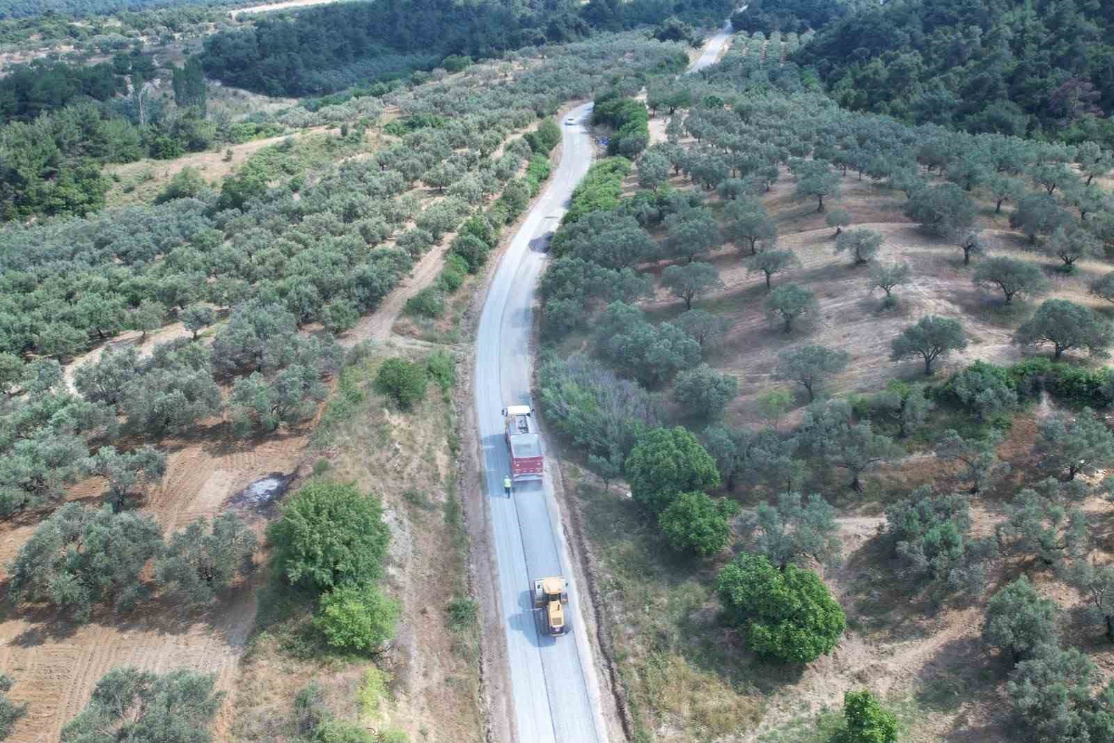 İki köy birbirine asfalt yolla bağlanıyor 8 iki koy birbirine asfalt yolla baglaniyor 4 7jbG2XlI