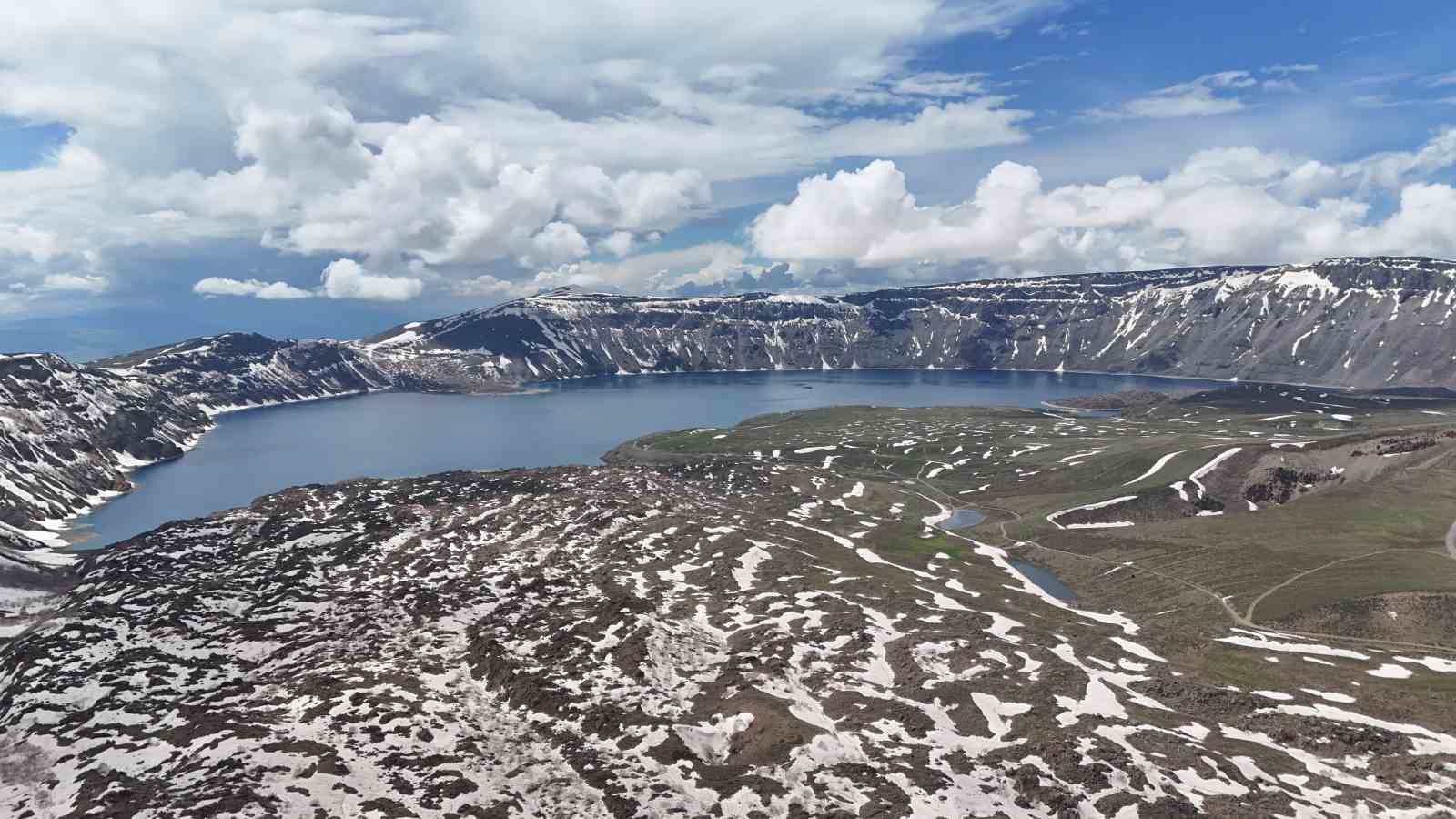 iki mevsimin bir arada yasandigi nemrut krateri boyle goruntulendi 5 8IcLjPZT