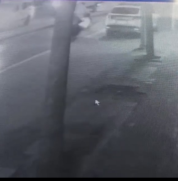 iki motosiklet boyle carpisti 1i hamile 2 yarali 4 5hZEuaBs