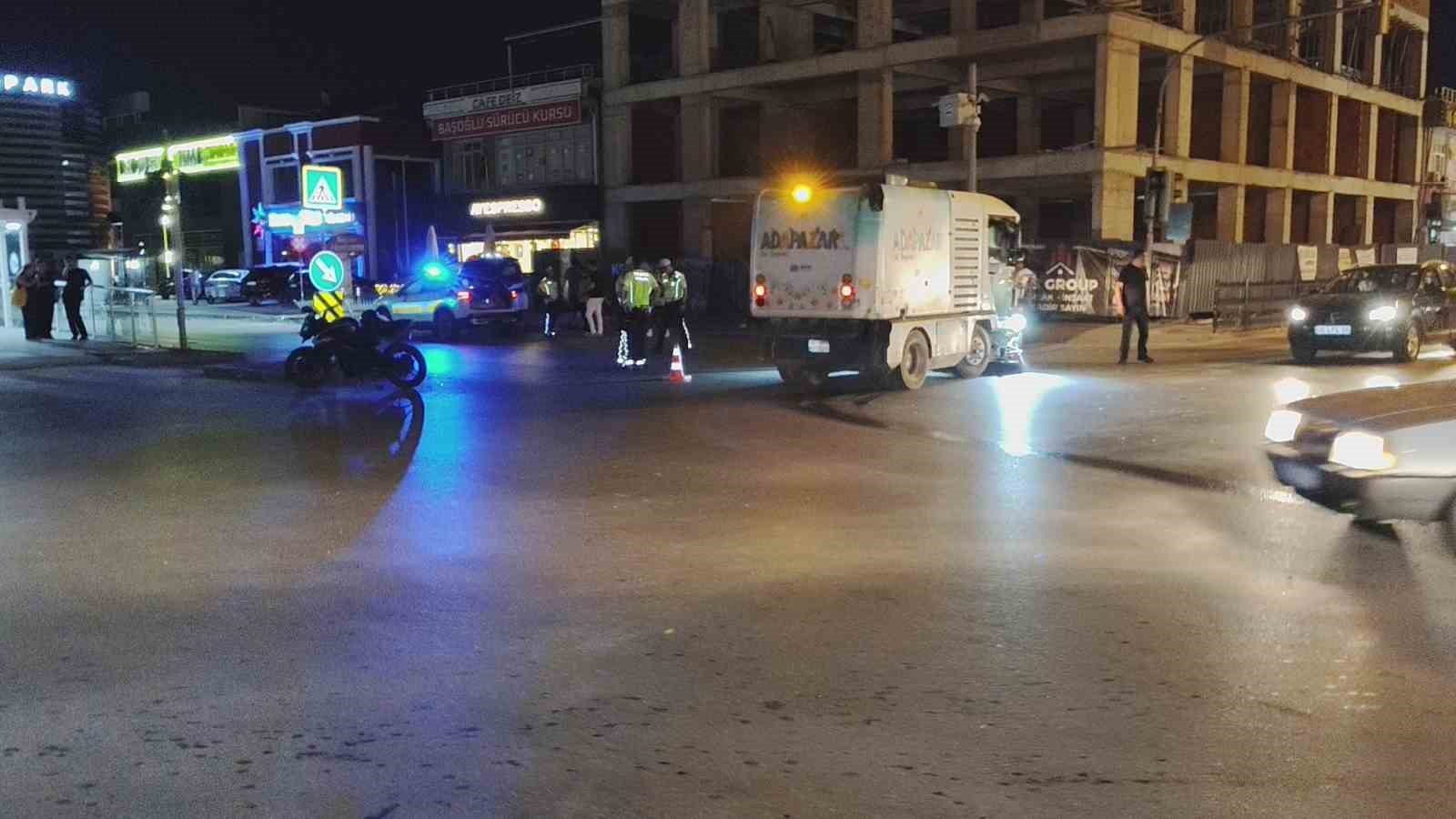 İki motosiklete çarpan sürücü ortalığı savaş alanına çevirdi: 1 ölü, 3 yaralı 5 iki motosiklete carpan surucu ortaligi savas alanina cevirdi 1 olu 3 yarali 1 X5CjepMf