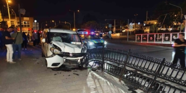 iki-motosiklete-carpan-surucu-ortaligi-savas-alanina-cevirdi-1-olu-3-yarali-JJRdJHad.jpg