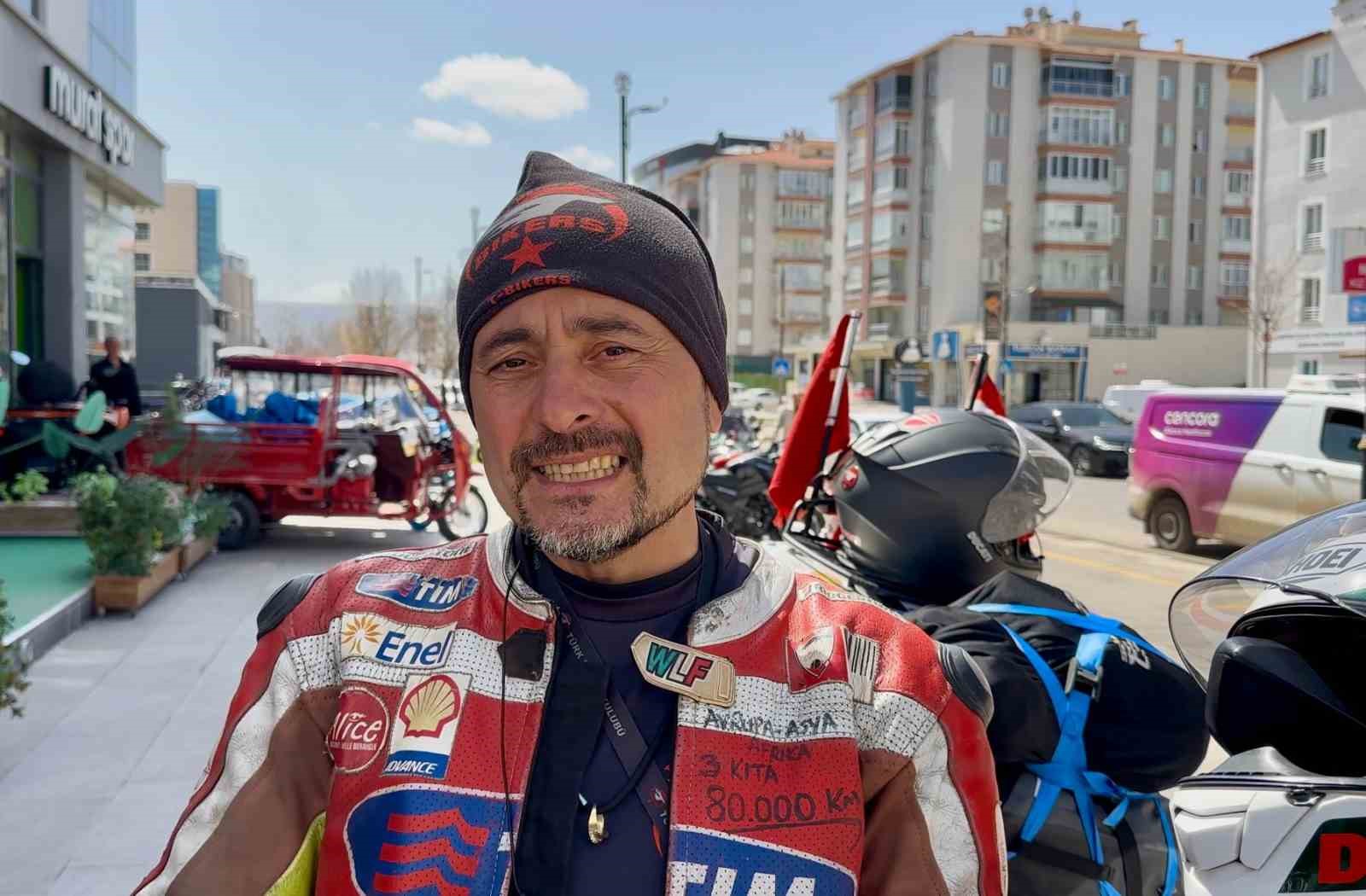 iki teker uzerinde binlerce kilometre katettiler mubarek topraklarda umre yaptilar 4 YgCj99va