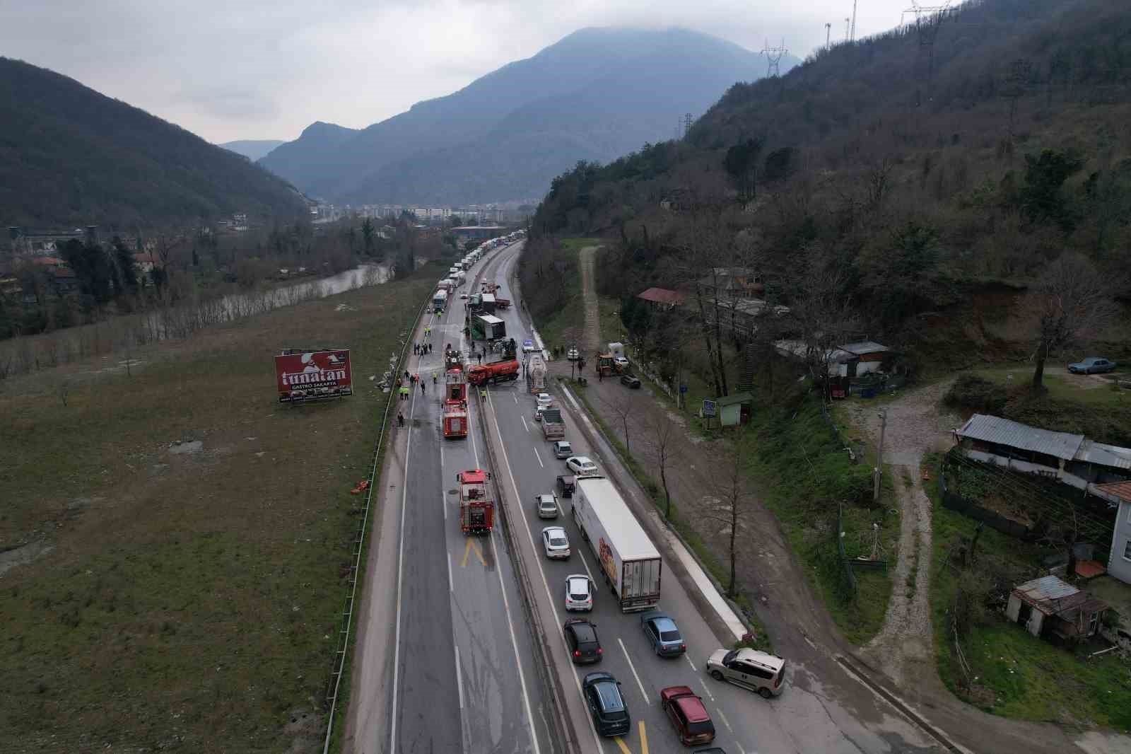 iki tir carpisti d 650 savas alanina dondu 1 8NnJJgbR