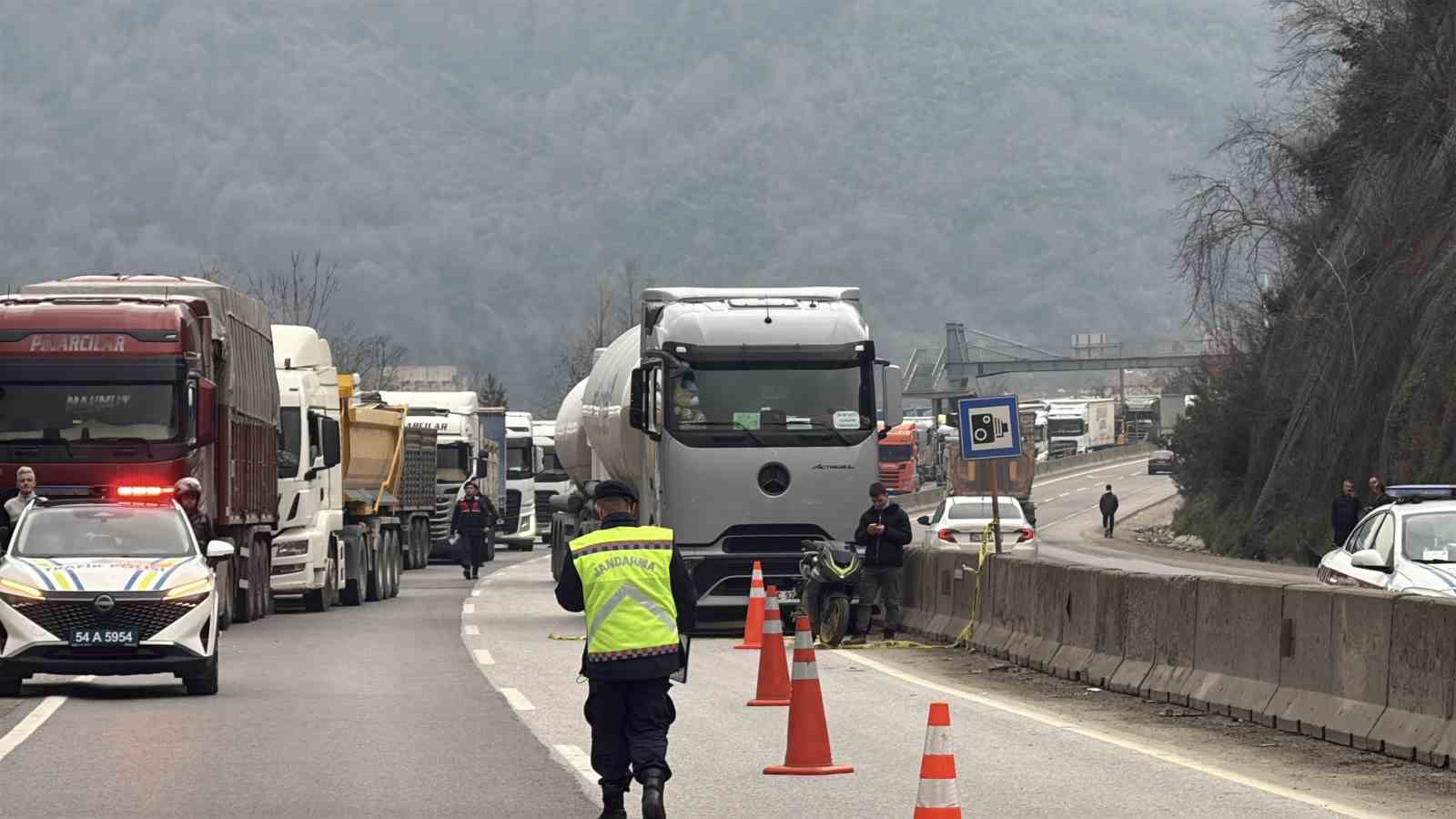 iki tir carpisti d 650 savas alanina dondu 11 PsaXqXnz