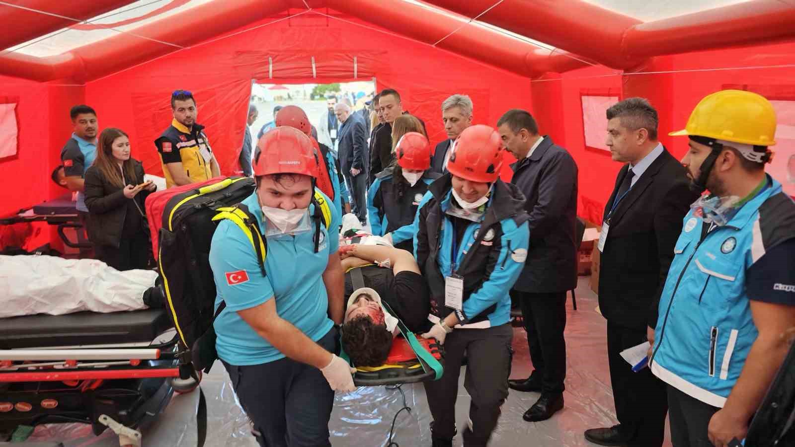 iki yil once gemi facialarinin yasandigi zonguldakta gemi kazasi tatbikati duzenlendi 4 cFRpW4Lm