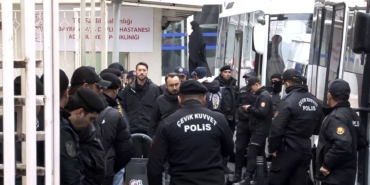 ikinci-dalga-bahis-sike-operasyonunda-gozaltina-alinan-37-supheli-saglik-kontrolunden-gecirildi-D9tPcsQN.jpg