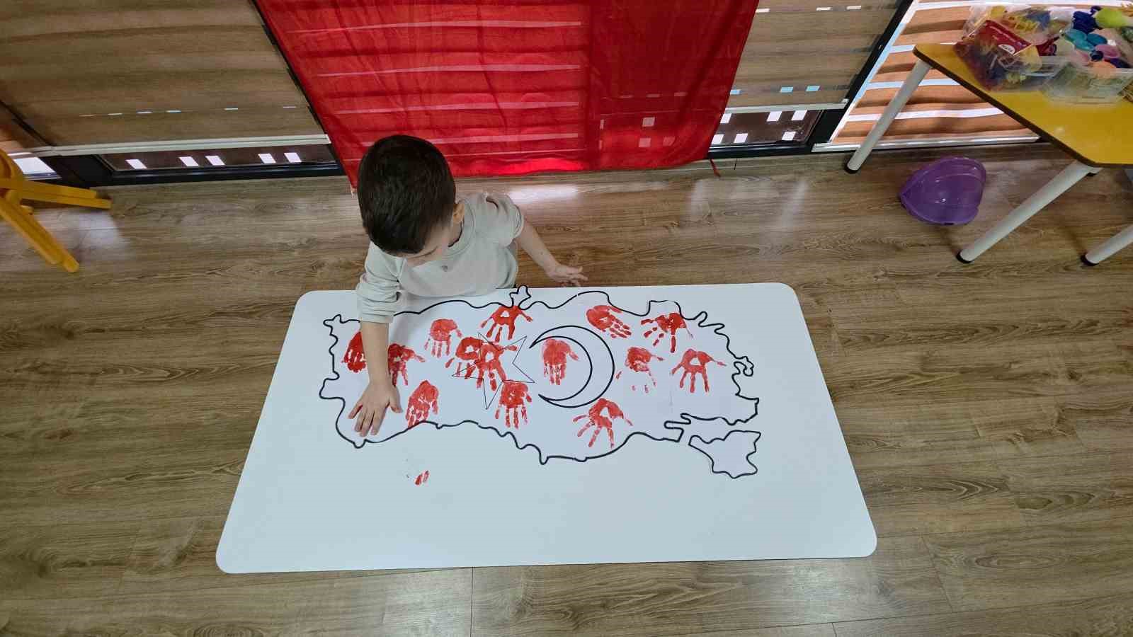 ikinci donem bayrak sevgisi temasiyla basladi 5 XHOa6R1X