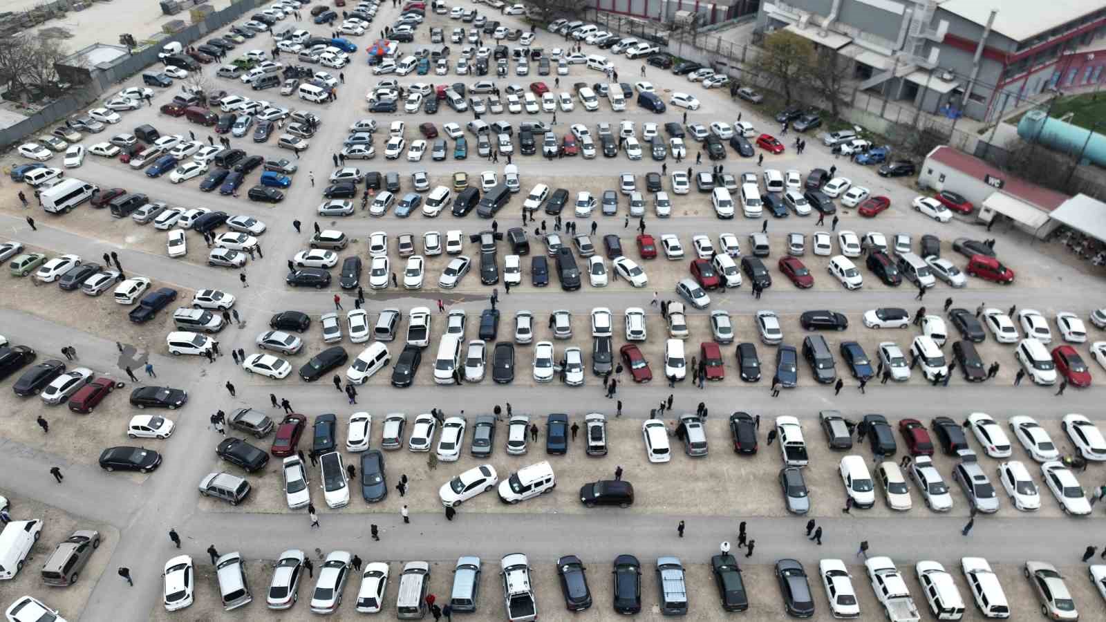 ikinci el oto pazarinda buruk bayram 0 ph5ZEfuZ