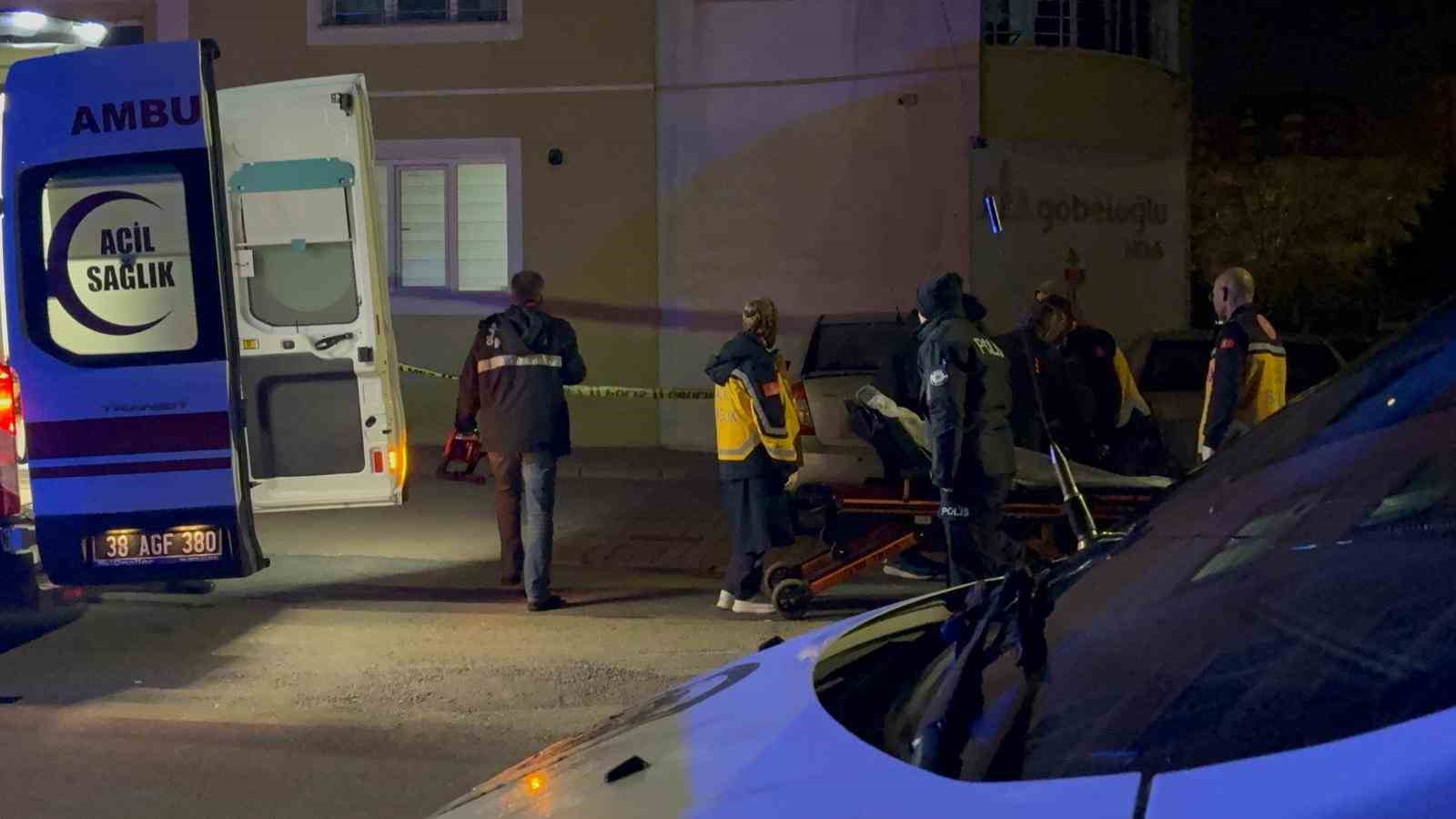 ikinci kattan dusen yasli kadin hayatini kaybetti 2 UdT53LIi