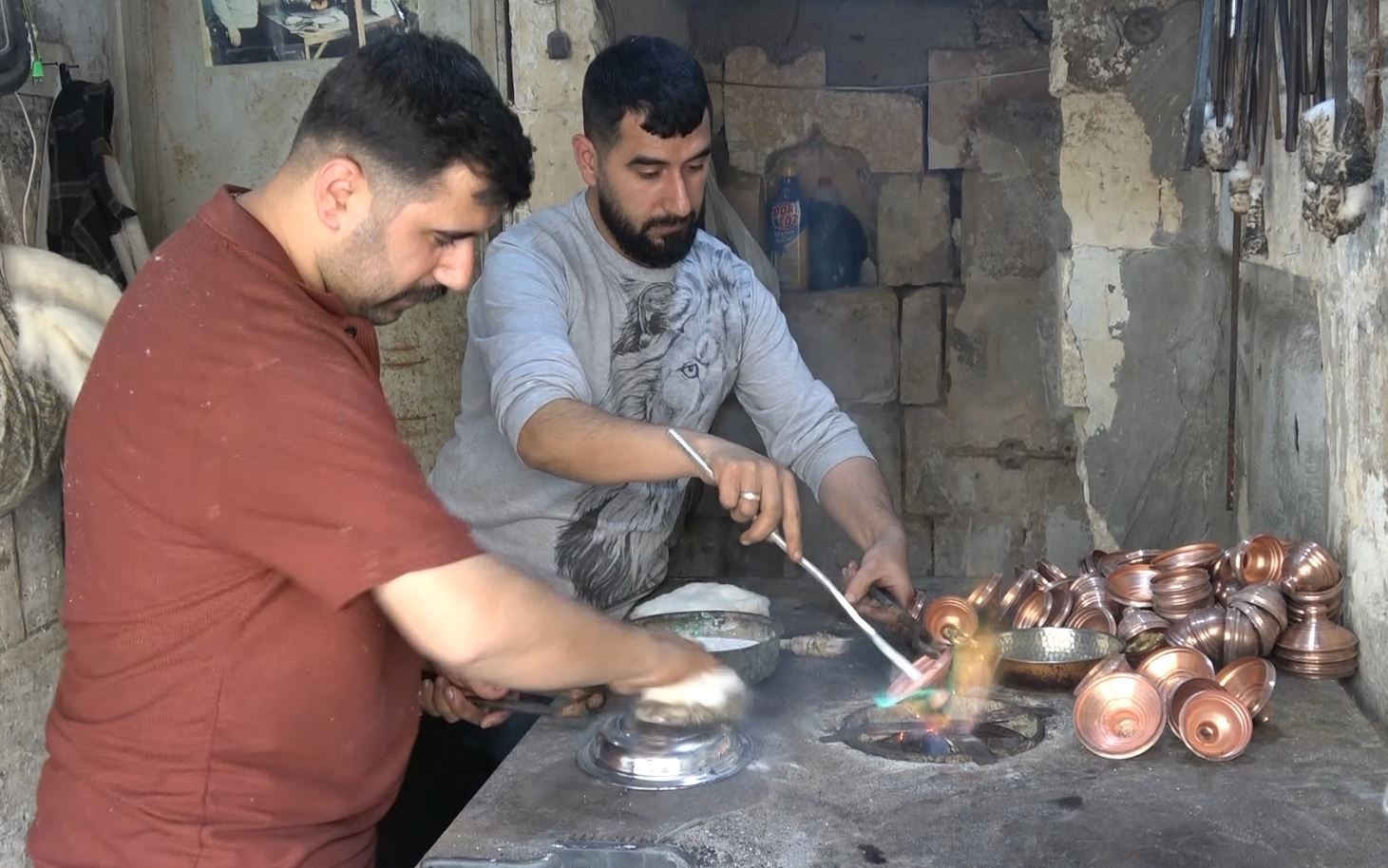 ikiz kardesler baba meslegini yasatiyor 6 iBXmGi5J