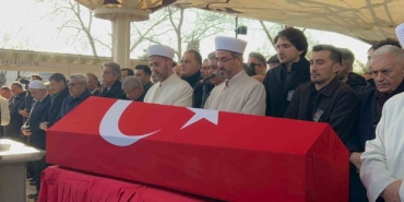 ilber-ortayli-son-yolculuguna-ugurlandi-5SuKe4BW.jpg
