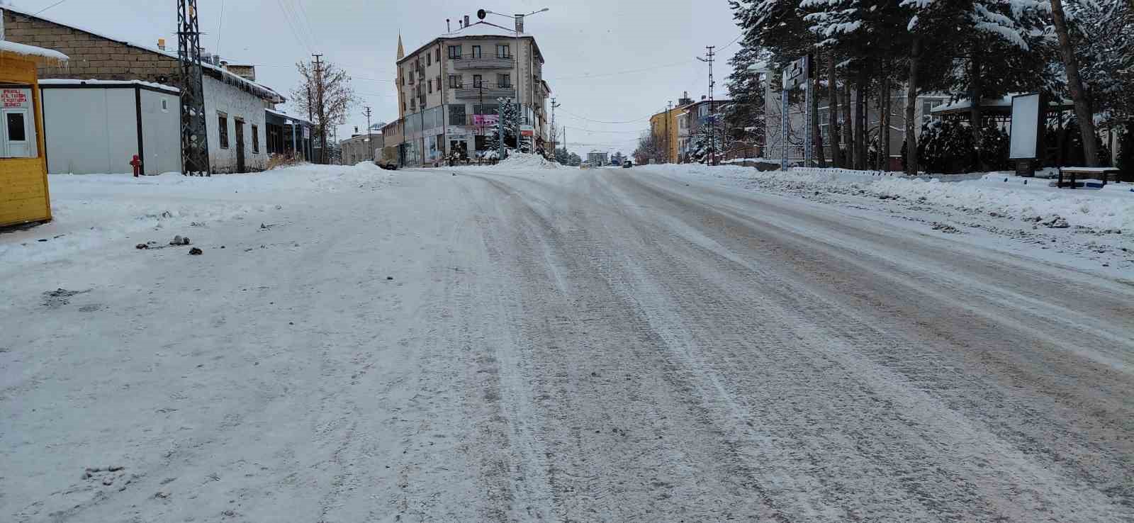 ilce adeta dondu termometreler 194u gosterdi 4 CdEag4Ee