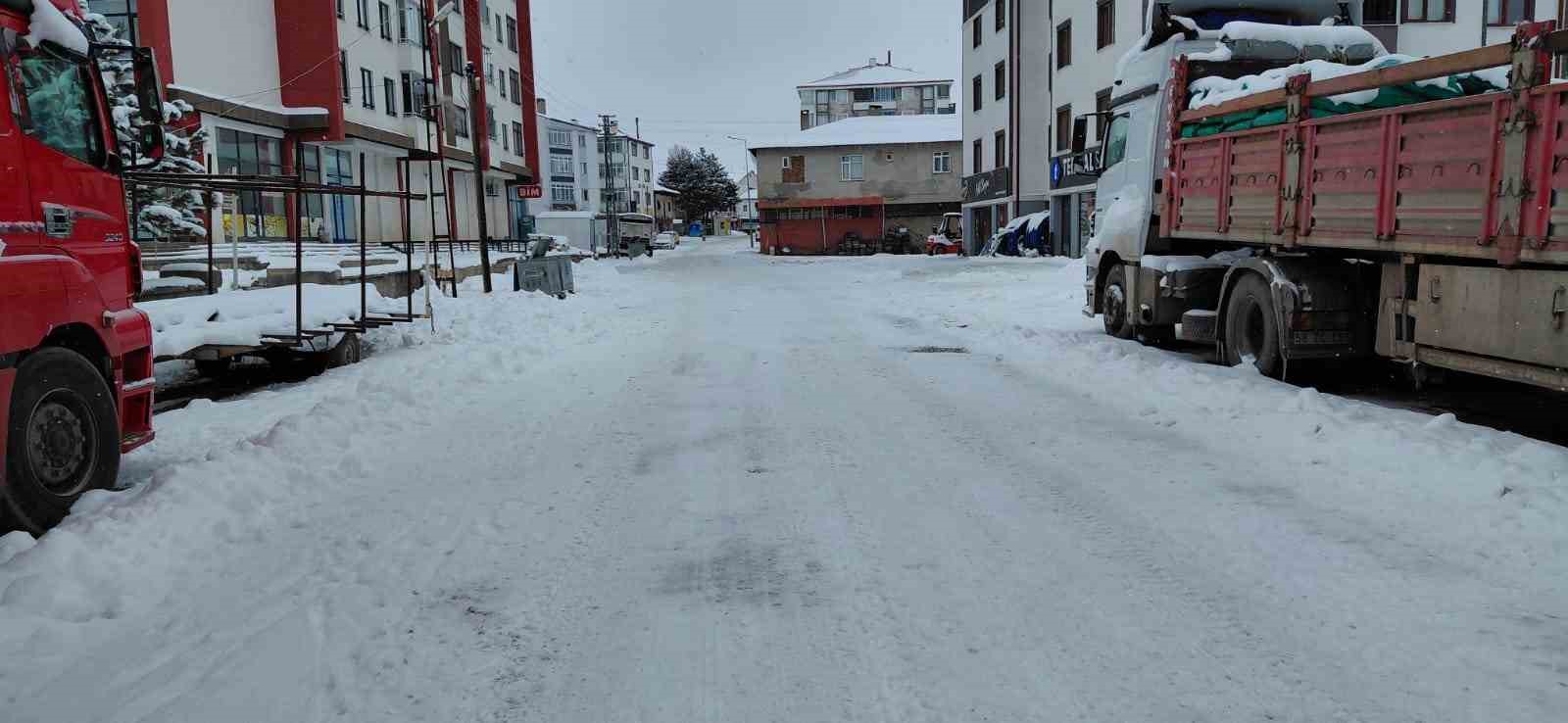 ilce adeta dondu termometreler 194u gosterdi 6 ZCXLIKSb